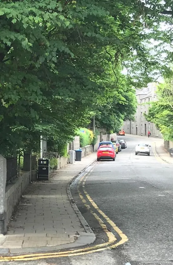 2 Doublebed Rooms Flat Aberdeen City, Near University